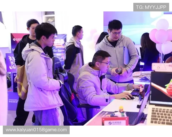 圆梦线上娱乐为用户提供全方位的娱乐服务,体验最真实的游戏乐趣,梦想娱乐触手可及